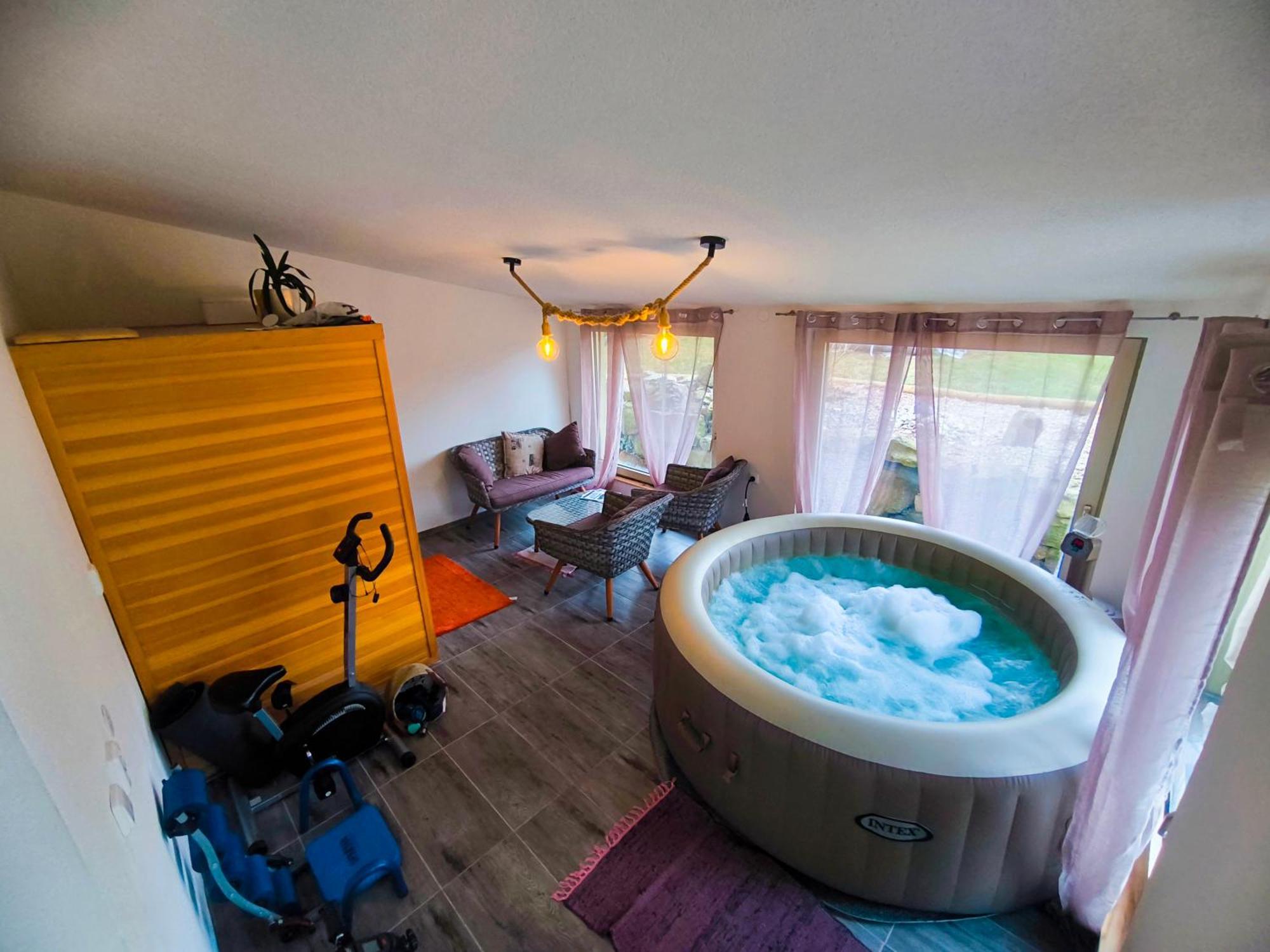 Holiday Home U Lubose Trhové Sviny Eksteriør bilde